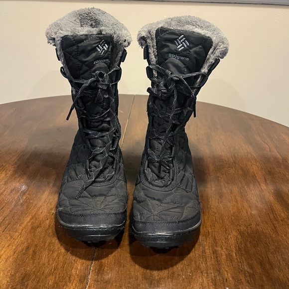 Columbia Winter Boots - Picture 2 of 3